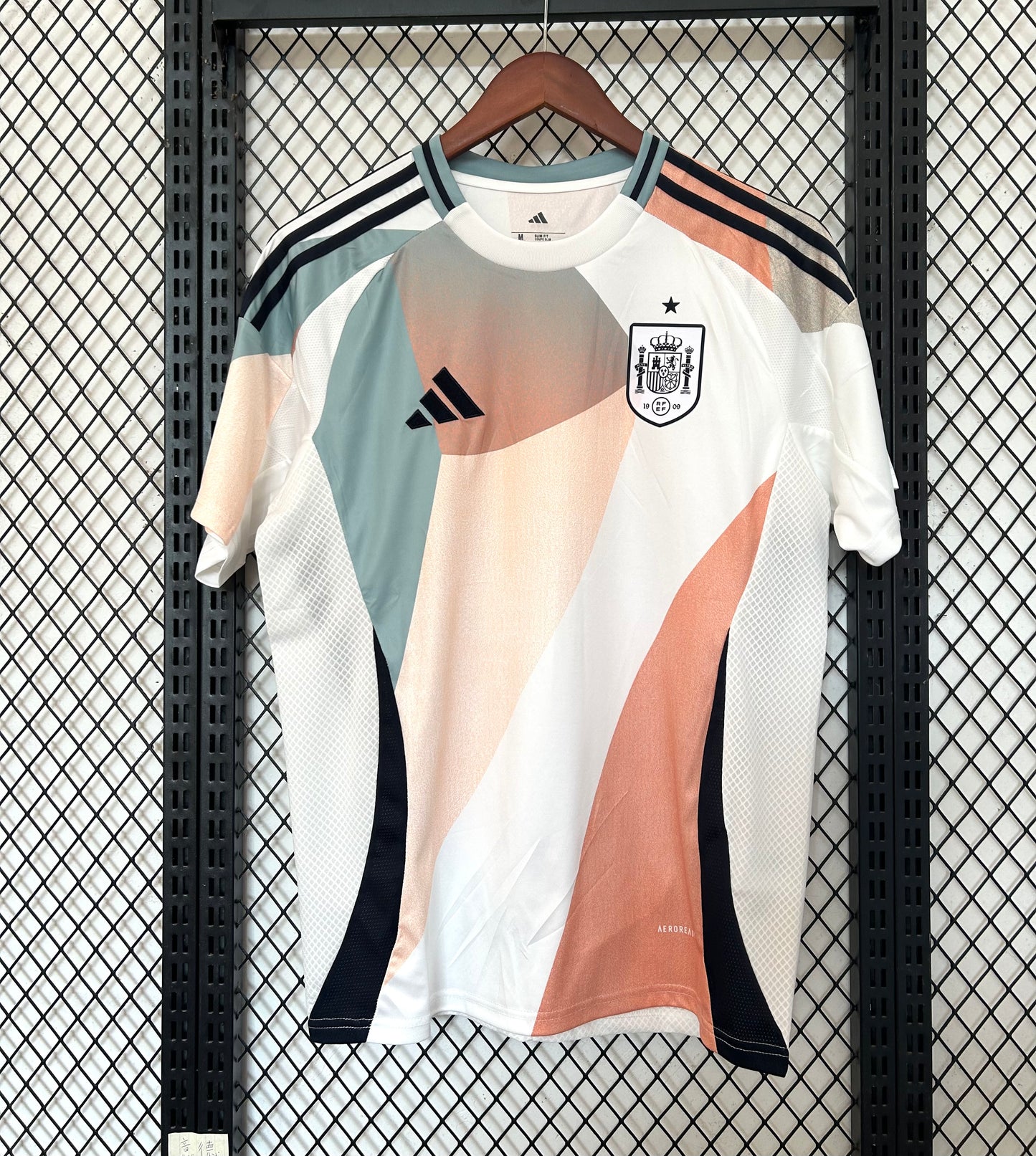 España 2025 - 2ª Equipación