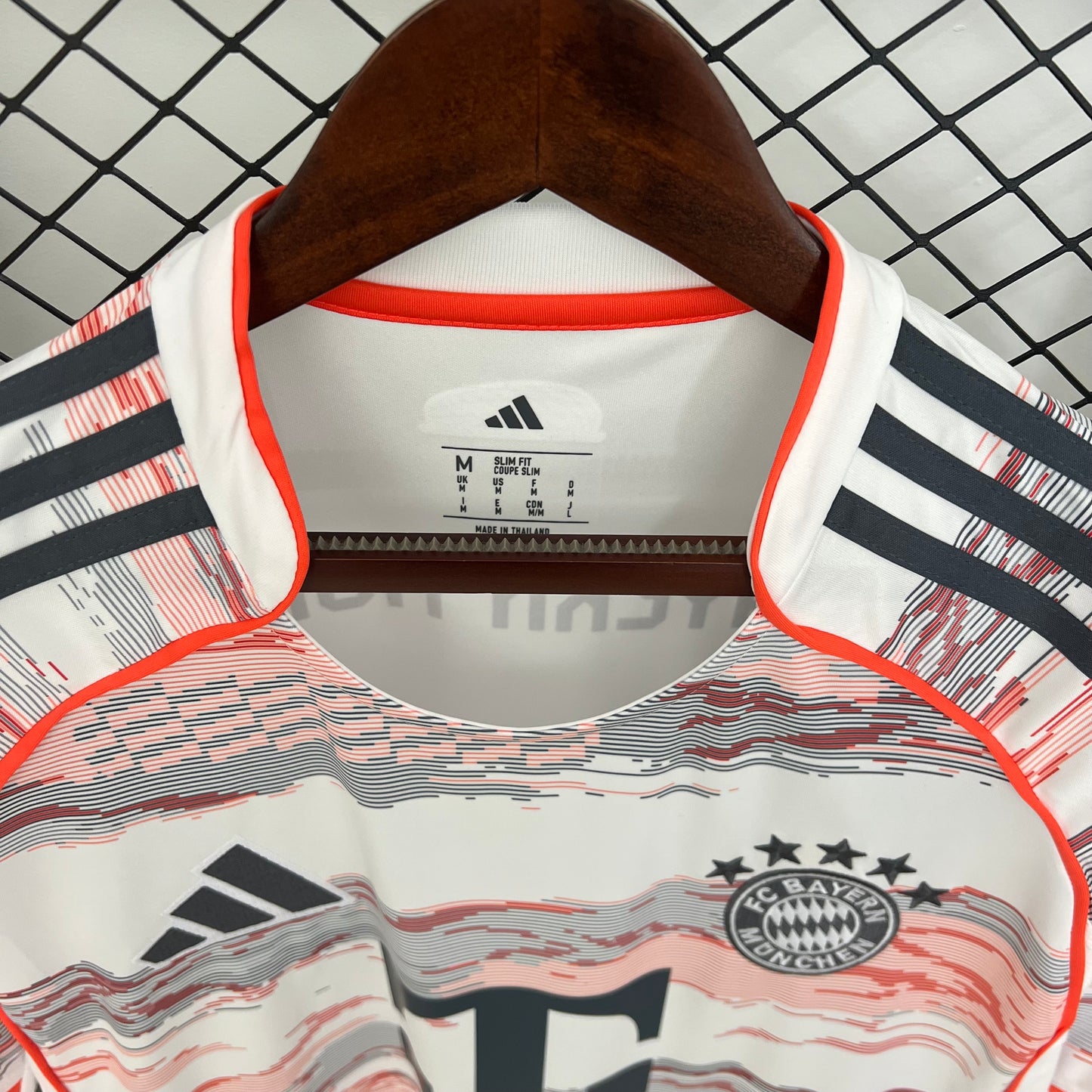 Bayern Munich 25/26 - 3ª Equipación