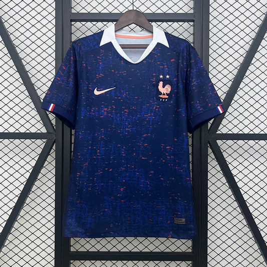 Francia 2025 - 1ª Equipación